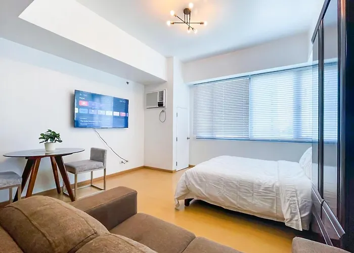 Luxe At Avant At The With 55 Inches Smart Tv 4*