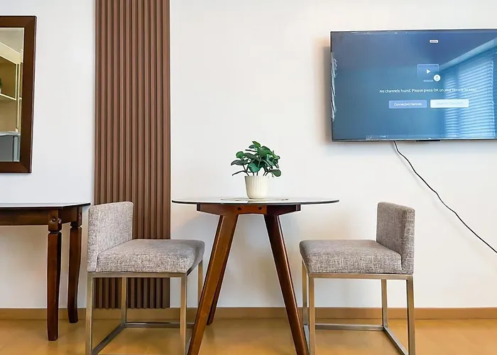 Apartahotel Luxe At Avant At The With 55 Inches Smart Tv